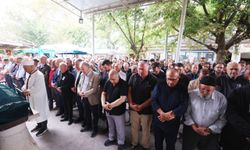 Gazeteci Ahmet Çipli, Urla’da son yolculuğuna uğurlandı