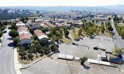 Halk panikte… Buca’da gizli koku