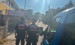 İzmir’de okul çevrelerinde jandarmadan sıkı denetim: Bini aşkın personel görev aldı