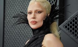 Hayali gerçek oldu: Lady Gaga ilk bebeğini kucağına aldı