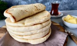 Ekmeğini evde yapmak isteyenler... Tavada puf ekmeği vazgeçilmeziniz olacak!