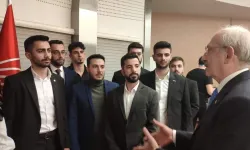 CHP gençlik kolları MYK üyesi Canberk Keskin yazdı: Kayıt dışı siyasetin can alıcı cazibesi ve meşruiyet krizi