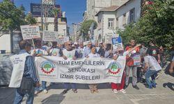 Alsancak'ta emeklilerden seyyanen zam çağrısı: 17 milyon emekli adına adalet bekliyoruz