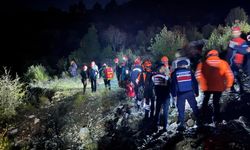 İHH gönüllü grubu Isparta'da kayboldu: 1 kişi hayatını kaybetti, 13 kişiyi kurtarma çalışması sürüyor