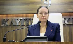 Büşra Özdemir’den AKP’ye geçiş iddialarına yanıt!
