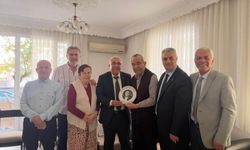 CHP’li Demirsoy’dan partinin çınarına ziyaret