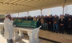 Fon krizinde adı geçiyordu: Aracında ölü bulunan iş insanı Ali Emre Ballı toprağa verildi