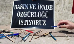 Gazeteciler eylül ayında en az 50 kez hakim karşısına çıktı