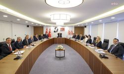 Yeni Parti’de MYK fon krizi gündemiyle toplandı