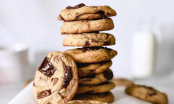Dünya çapında ev çok sevilen kurabiye... Chocolate Chip Cookies tarifi