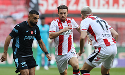 Karadeniz derbisinde Trabzonspor 3 puanı 3 golle aldı