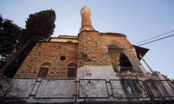 Tire'deki 642 yıllık Narin Cami için koruma kalkanı