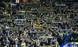 Aston Villa-Fenerbahçe maçı öncesi çıkan izdihamda 2 taraftar gözaltına alındı