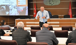 Bornova’da üreticilere zirai ilaç eğitimi: Sağlıklı ve güvenli tarım