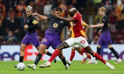 Galatasaray Devler Ligi'nde Barcelona'ya 4-1 mağlup