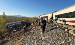 İspanya’da tren faciası: En az 39 kişi hayatını kaybetti