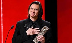 Üçüncü kez nikah masasına oturdu: Jim Carrey dünyaevine girdi