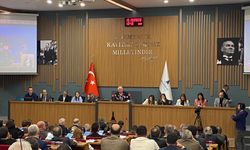 İZBB meclisinde ‘Erdoğan’ şarkısı açıldı, ortalık karıştı!