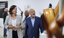Karabağlar’da çevre dostu heykel sergisi açıldı