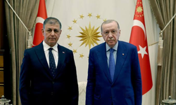 Saymaz Tugay’ın AKP’ye geçişine saat verdi: Rozeti Erdoğan takacak