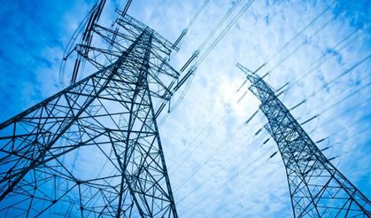 Gediz Elektrik'ten İzmirlilere uyarı: Şarjlarınızı doldurun, 17 ilçede kesinti yaşanacak!