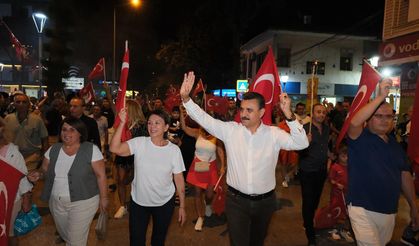 Dikili ve Çandarlı düşman işgalinden kurtuluşun 103. yılını kutladı