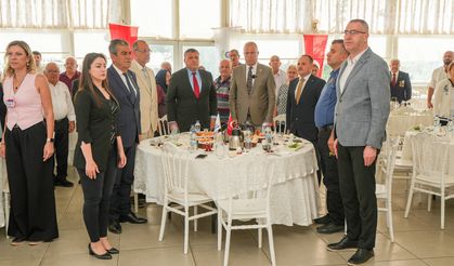 Gaziemir'de anlamlı buluşma: Başkan Işık, gaziler ve gazi yakınlarıyla bir arada