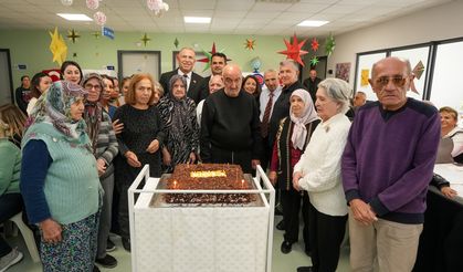 İzmir'de alzheimer hastalarına büyük destek: Özel aktivitelerle yaşama tutunuyorlar