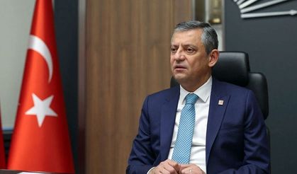 Özgür Özel’den sert çıkış: Türkiye kişisel pazarlıklarla yönetiliyor