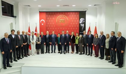 CHP 2 Mart buluşmasına hazırlanıyor: Milletle birlikte milletin emrinde sloganıyla düzenlenecek