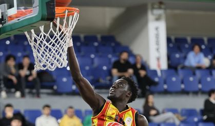 Göztepe rahat aldı: Darüşşafaka Lassa'yı evinde 80-64 yendi