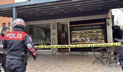 Eski Aydınspor Başkanı Erhan Özlüer ve kardeşi silahlı saldırı sonucu yaşamını yitirdi