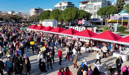 Didim'de Emekçi Kadınlar Pazarı açıldı: El emeği göz nuru ürünler yurttaşla buluşturuluyor