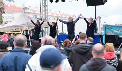 Foça’nın balıkları tanıtıldı: Festival vesilesiyle 'askıda balık' uygulaması başladı