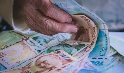 Cumhurbaşkanı Erdoğan açıkladı: Emekli bayram ikramiyesi için tarih netleşti