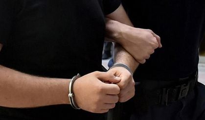 Kuşadası Belediyesi'ne operasyon: Yakalanan 16 şüpheli adliyede