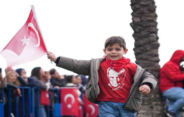 23 Nisan coşkusu İzmir’i sardı