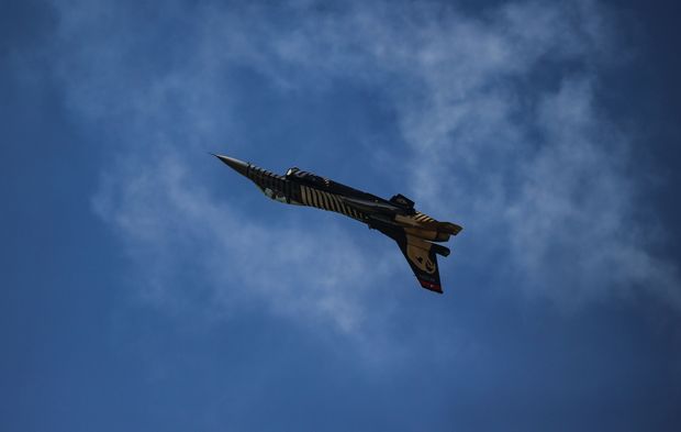 Hava Kuvvetleri gökyüzünde süzüldü... İzmir'de nefes kesen gösteri