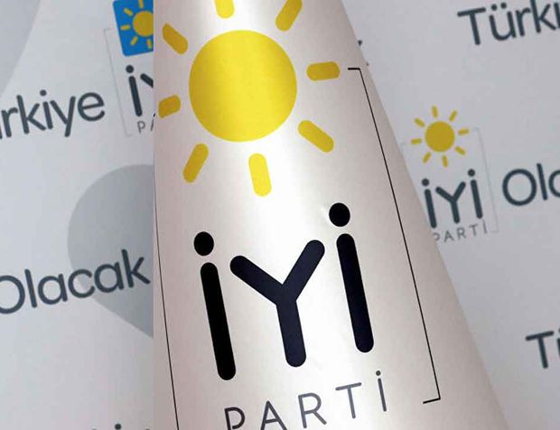 İzmir İYİ Parti'de aday adaylığı için başvuranların listesi belli oldu