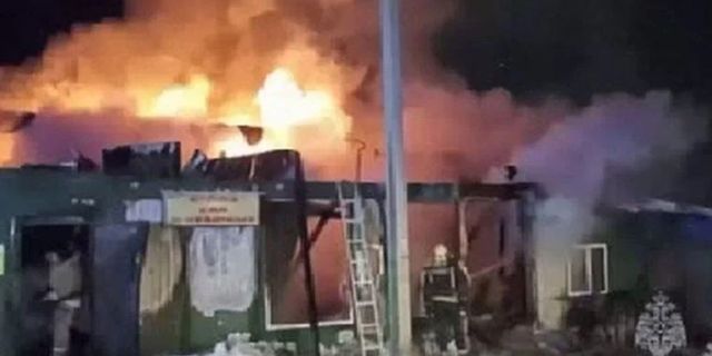Huzur evinde yangın! 20 ölü...