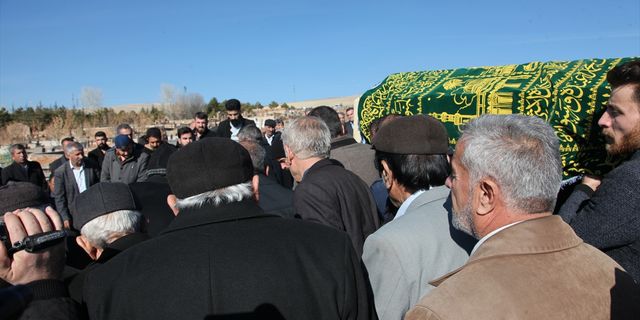 Yıldırım Sarı'nın cenazesi Bitlis'te defnedildi