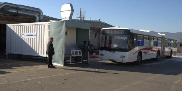 Deprem bölgesine mobil klinik ve konteyner ameliyathane