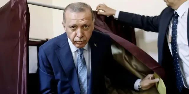 Erdoğan'dan seçim hamlesi: Bakanlara dokunulmazlık zırhı geliyor!