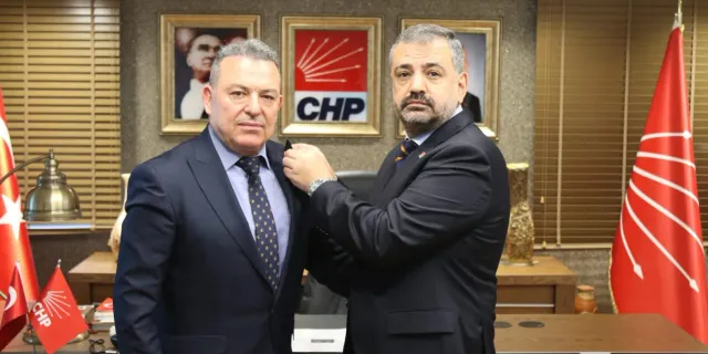 İYİ Parti İzmir'de istifa: İl Yönetim Kurulu üyesi CHP'ye geçti