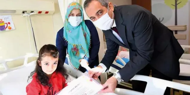 MEB, afet bölgesinde 104 hastane sınıfı kurdu