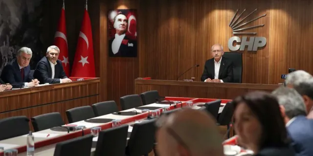 Kılıçdaroğlu, kurmaylarına kurultay takviminin başlatılması için talimat verdi