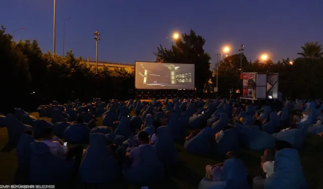 İzmir'de sinema gösterimleri sürüyor: Dört ödüllü film beyaz perdede