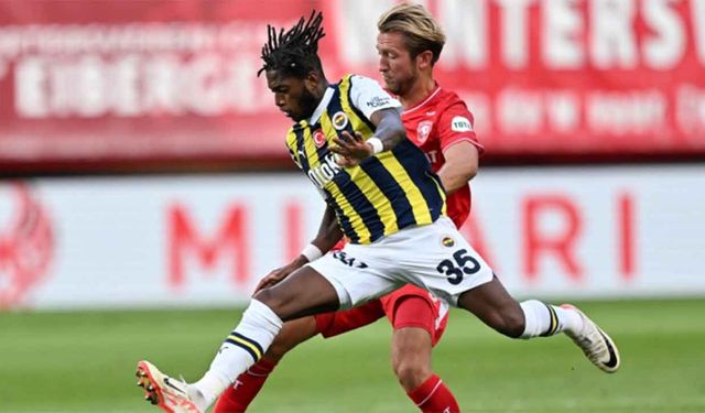 Fenerbahçe, play-off turunda Twente'yi eleyerek Konferans Ligi'nde gruplara kaldı