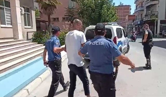 İzmir'de kablo çalan kişi tutuklandı