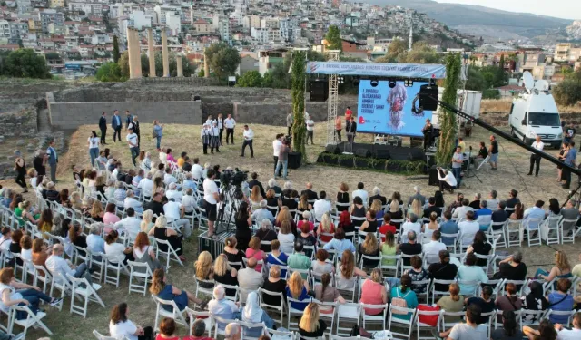 Bayraklı'da festivale geri sayım!